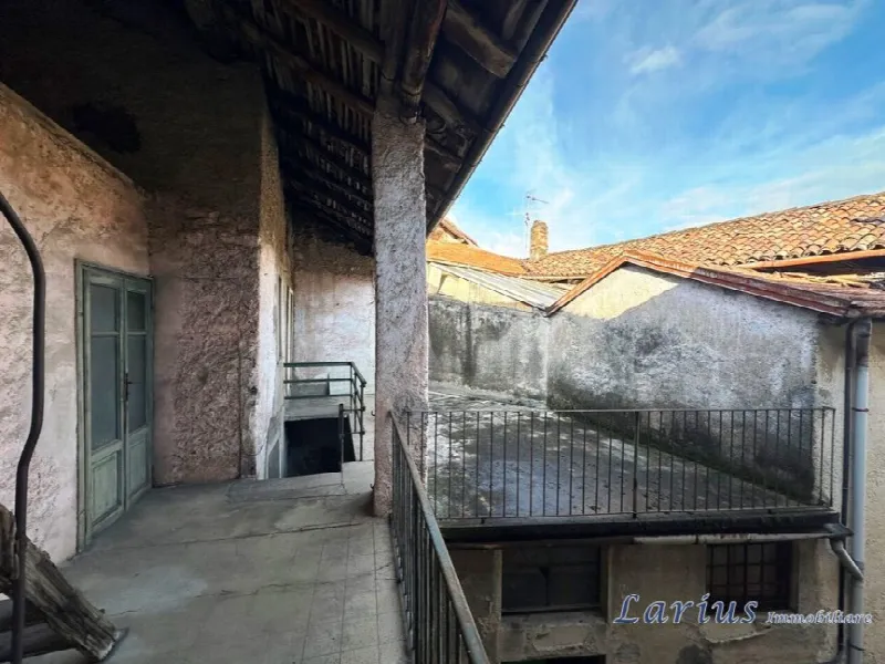 Casa Indipendente in vendita a Valbrona - foto 1