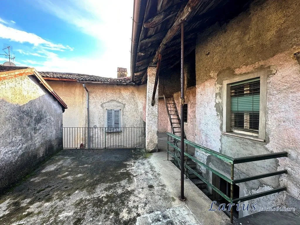 Casa Indipendente in vendita a Valbrona - foto 2