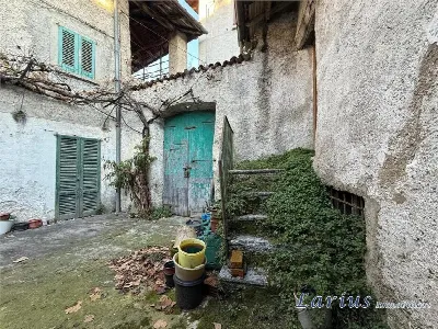 Rustico/Casale in vendita a Valbrona - foto 9