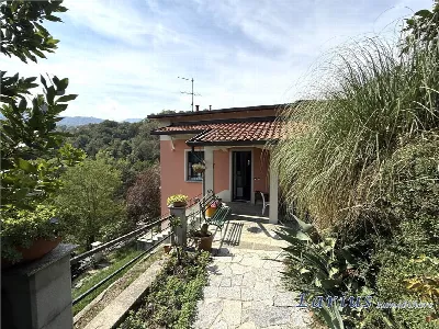 Villa a Asso