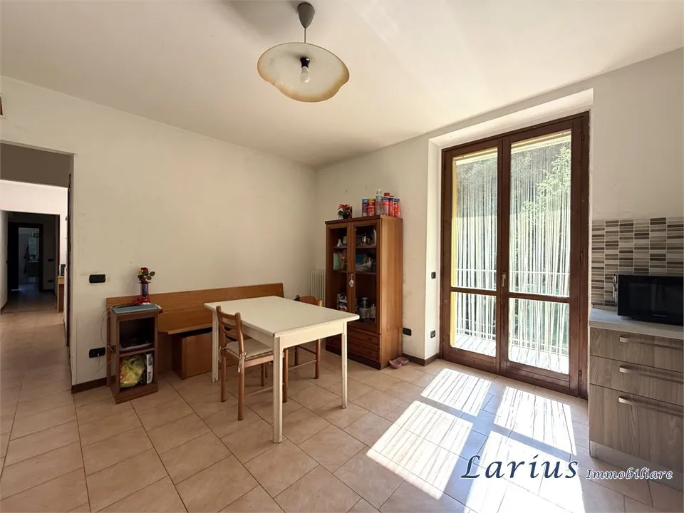 Appartamento in vendita ad Asso - foto 2
