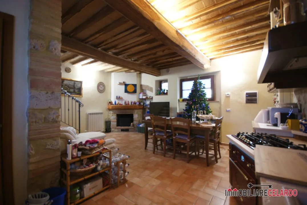 Rustico/Casale in vendita a Casole d'Elsa - foto 3