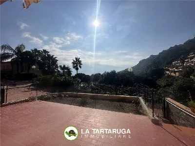 Appartamento a Sant'Alessio Siculo