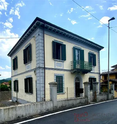 Villa in vendita a Massarosa - foto 2