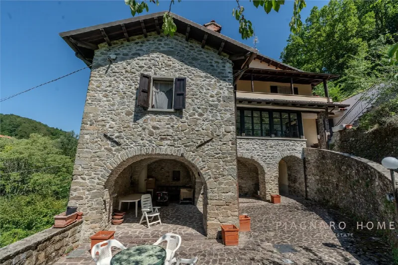 Rustico/Casale in vendita a Pontremoli - foto 1