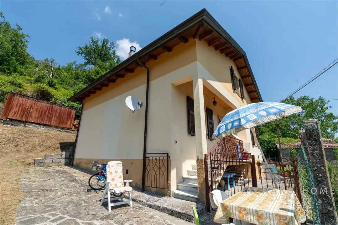 Casa Indipendente in vendita a Zeri - foto 2