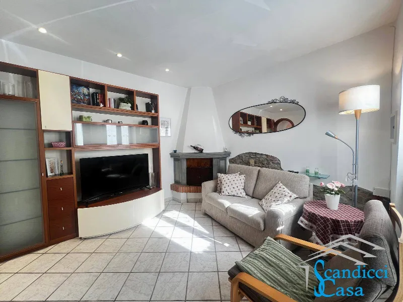 Casa Indipendente in vendita a Lastra a Signa - foto 1