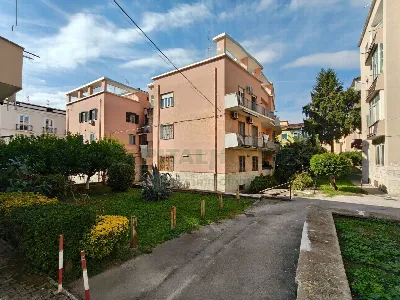 Appartamento in vendita a Caserta, Centro - foto 2