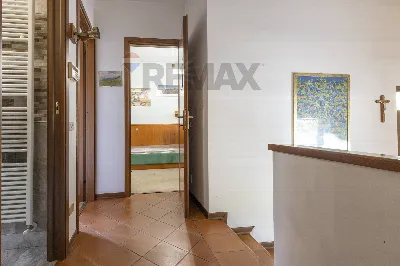 Villa in vendita a Castronno - foto 9