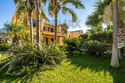 Villa a Carini
