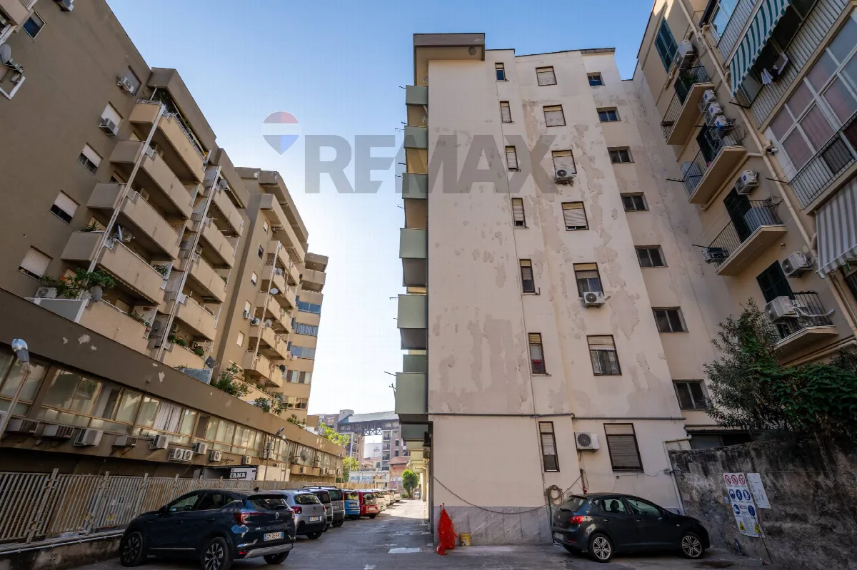 Appartamento in vendita a Palermo, Calatafimi Bassa, Indipendenza, Zisa, Università - foto 2