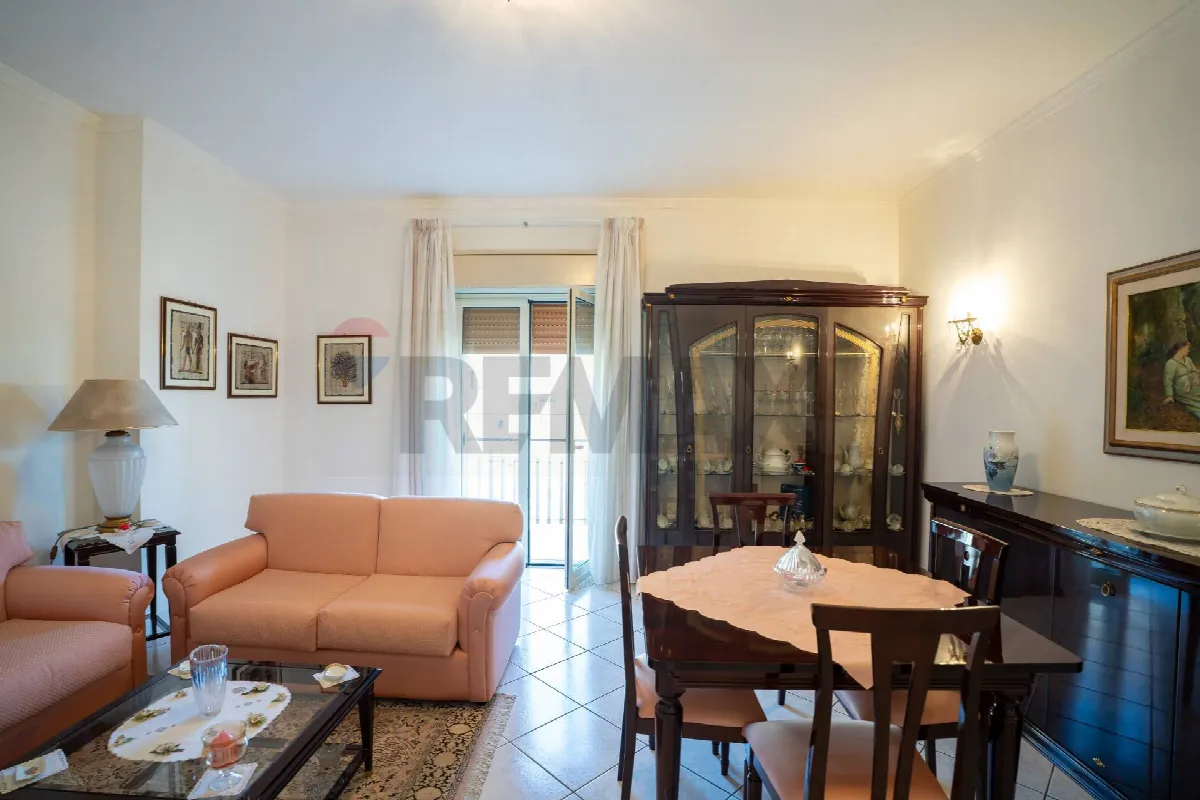 Appartamento in vendita ad Aci Catena - foto 3