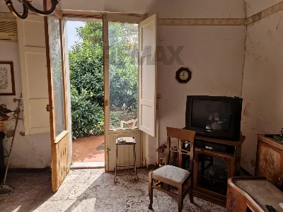 Casa Indipendente a Aci Catena