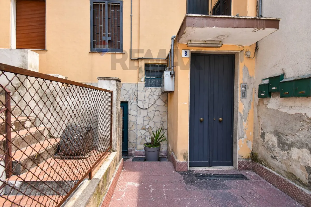Appartamento in vendita ad Aci Castello - foto 3