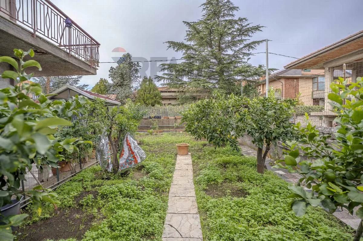 Casa Indipendente in vendita a San Pietro Clarenza - foto 4