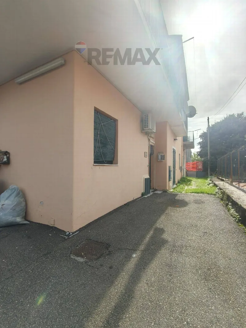 Appartamento in vendita ad Aci Sant'Antonio - foto 1