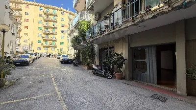 Appartamento in vendita a Napoli, Materdei... - foto 2