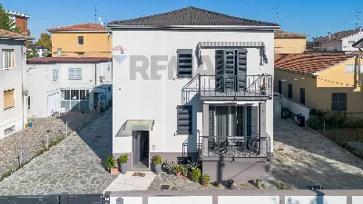 Villa in vendita a Fidenza - foto 1
