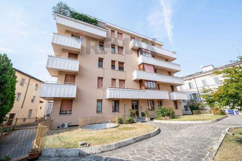 Appartamento in vendita a Parma, Centro - foto 1