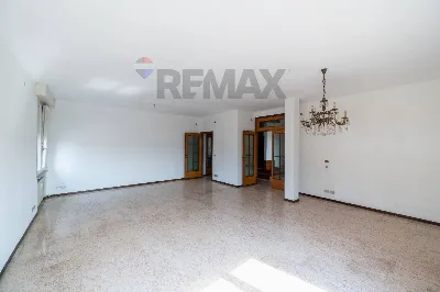 Appartamento in vendita a Parma, Centro - foto 8
