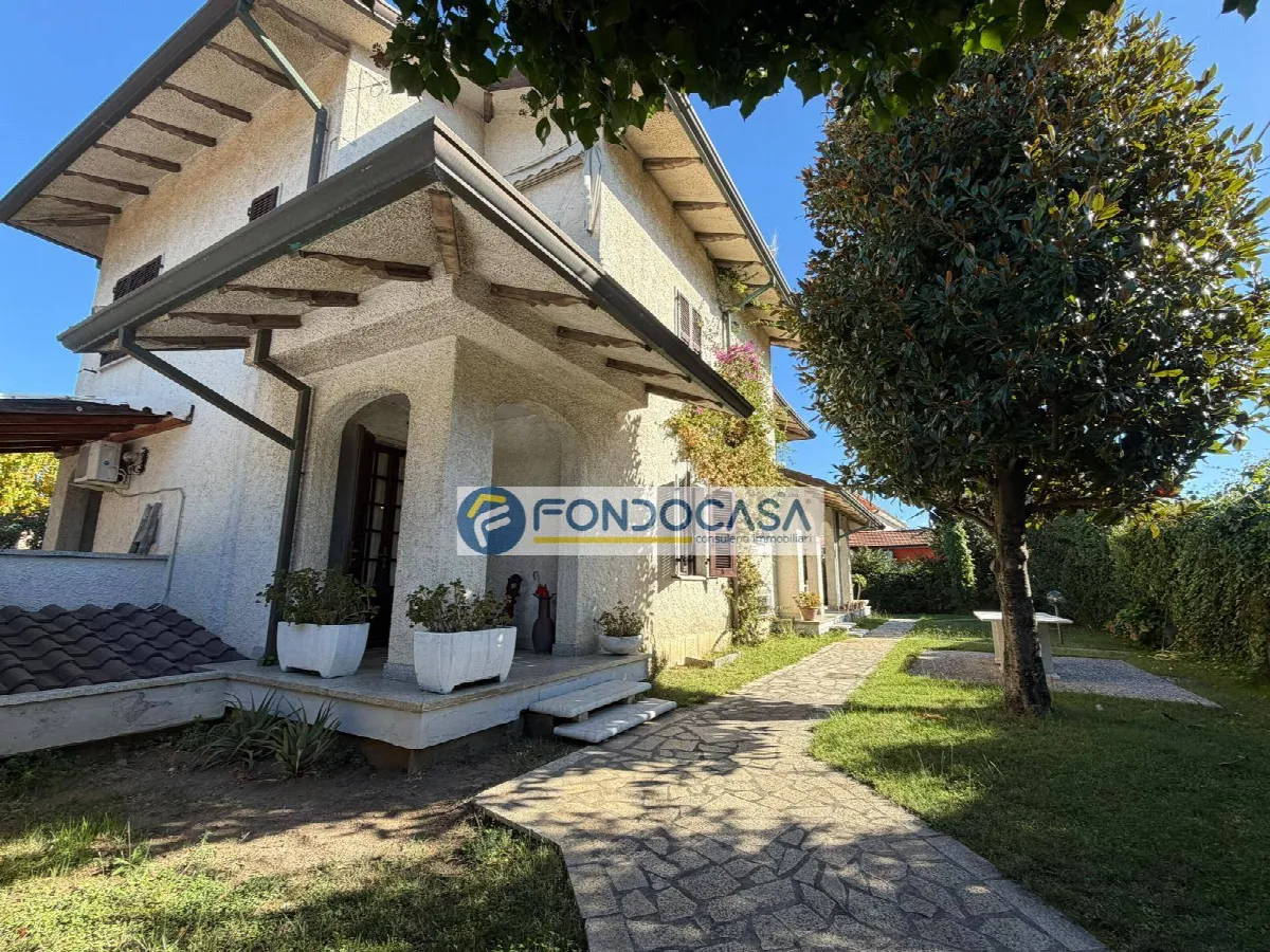 Villa in vendita a Carrara, Marina Di Carrara - foto 2