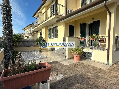 Casa Indipendente a Camaiore