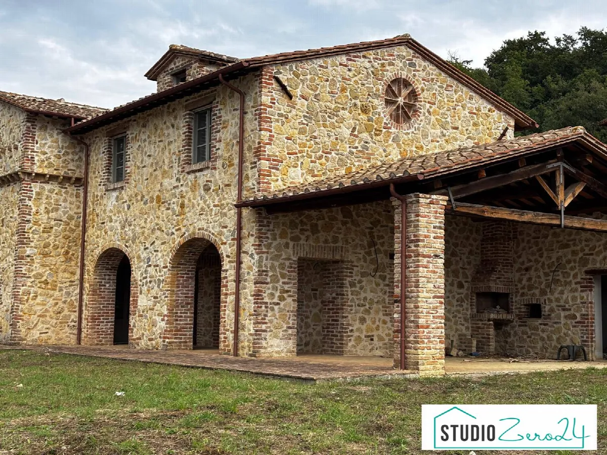 Rustico/Casale in vendita a Montecchio - foto 2