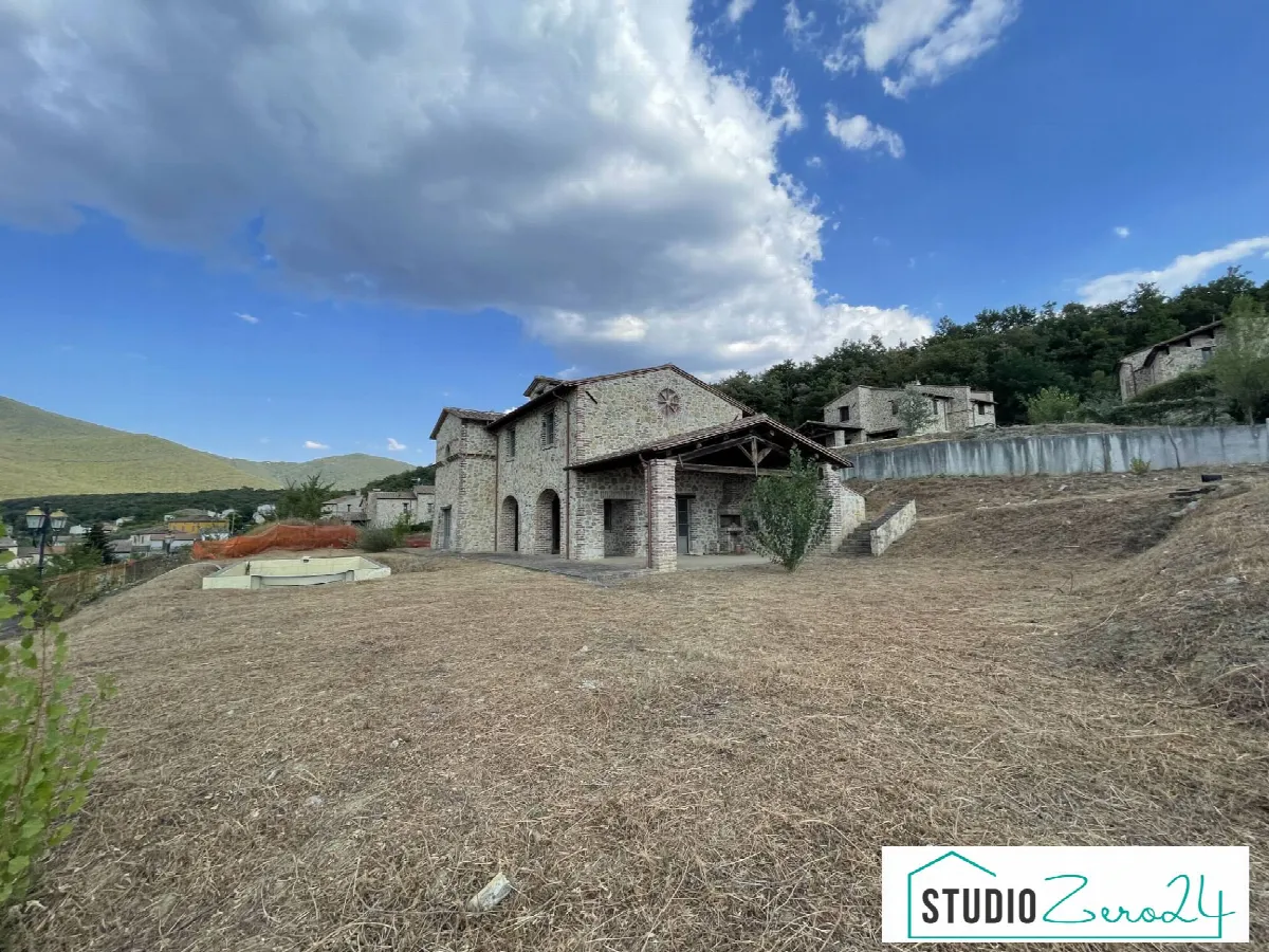 Rustico/Casale in vendita a Montecchio - foto 3