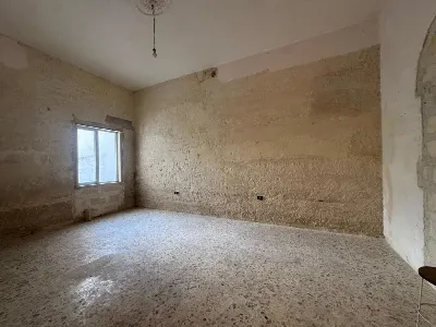 Palazzo/Stabile in vendita a Pulsano - foto 5