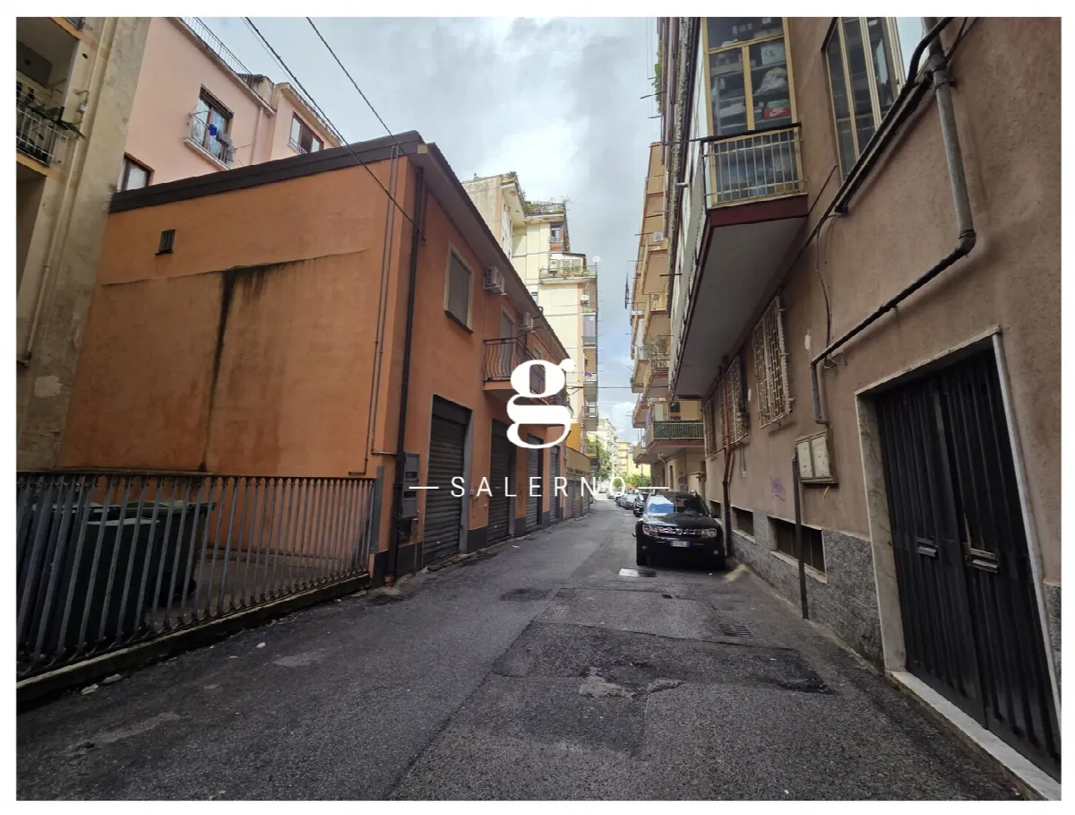 Appartamento in vendita a Salerno, Carmine, Carmine Alto - foto 3