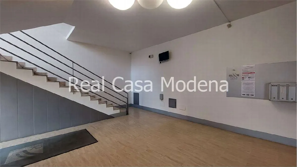 Ufficio in vendita a Modena, Villaggio Giardino, Cognento, Cittanova, Baggiovara - foto 2