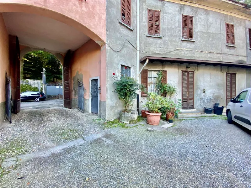 Appartamento in vendita a Barzanò - foto 1