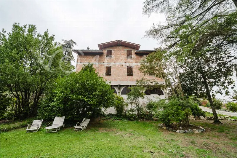 Casa Indipendente in vendita a Medesano - foto 1