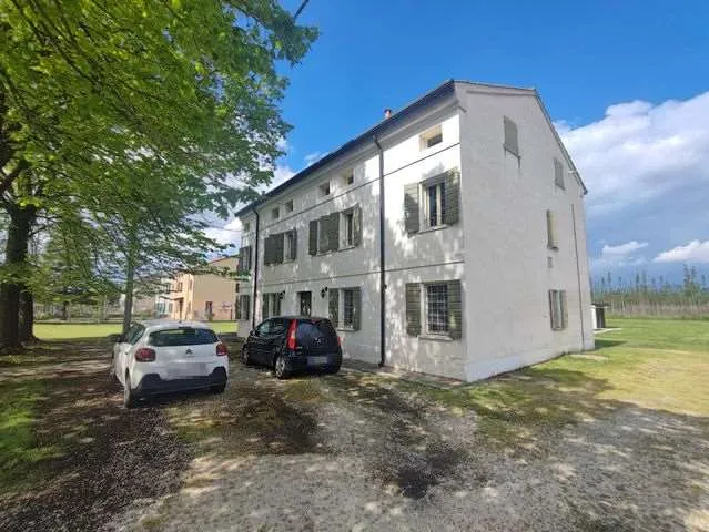 Casa Indipendente in vendita a Castelnovo Bariano - foto 1