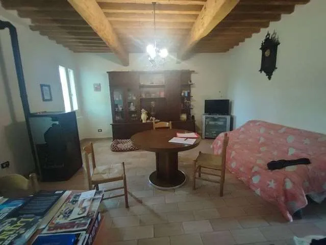Casa Indipendente in vendita a Castelnovo Bariano - foto 2