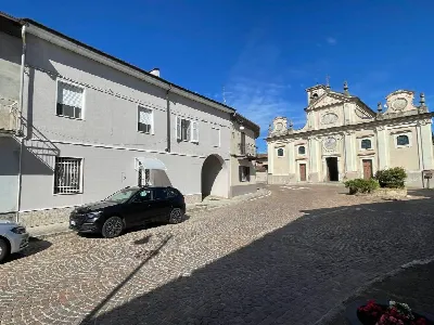 Casa Indipendente in vendita a Stroppiana - foto 2