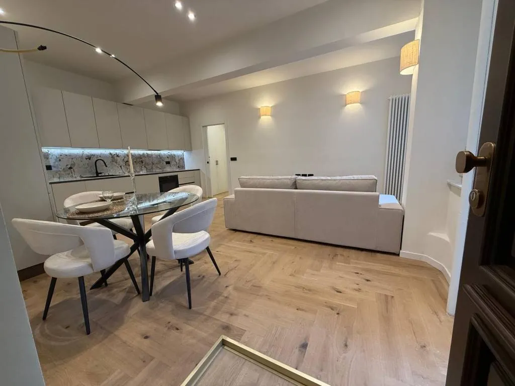 Appartamento in vendita a Torino, Centro - foto 2