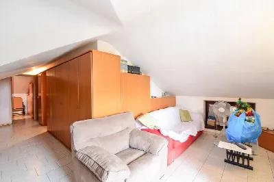 Villa in vendita a Erba - foto 6