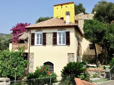 Rustico/Casale in vendita a Diano San Piet... - foto 2