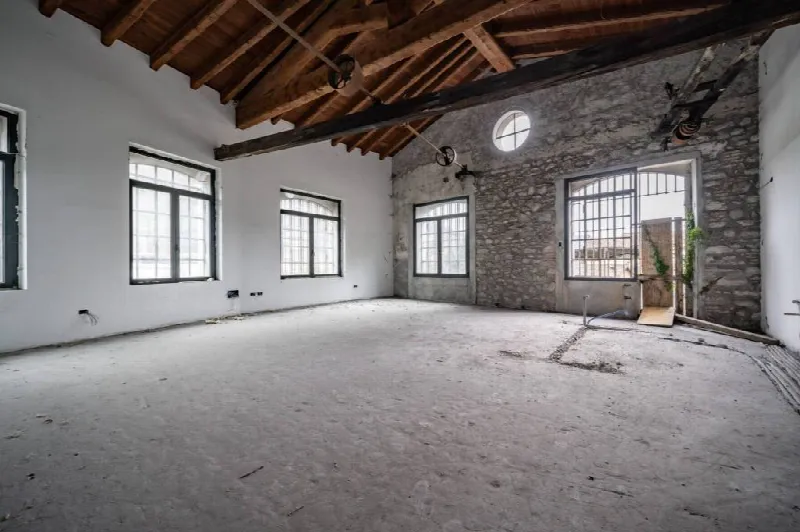 Loft/Open Space in vendita a Lecco, San Giovanni, Rancio, Laorca - foto 1