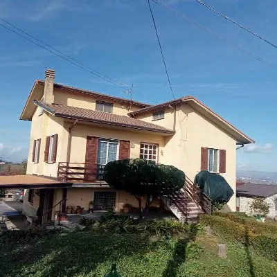 Villa in vendita a Pietradefusi - foto 1