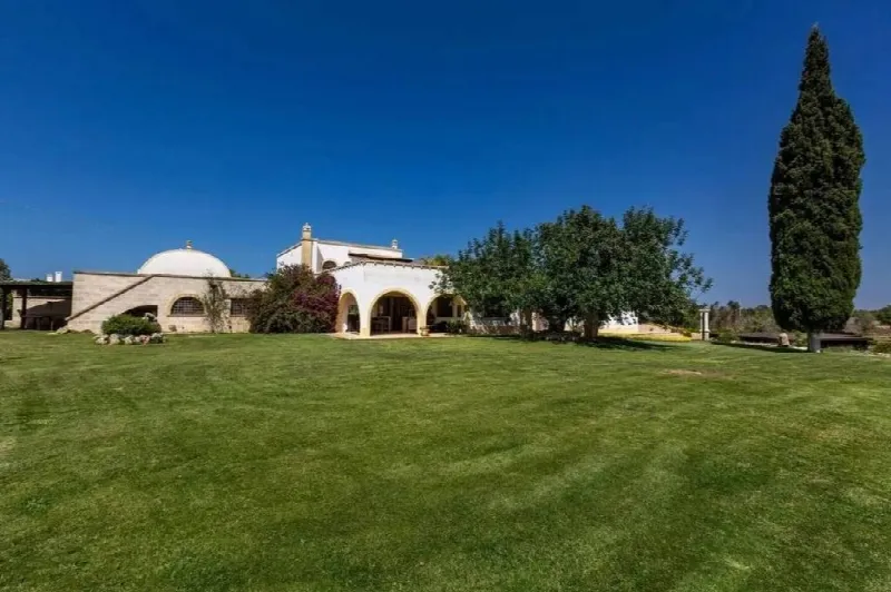 Villa in vendita a Carovigno - foto 1