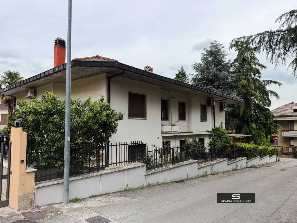 Villa in vendita a Teramo - foto 4
