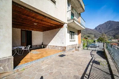 Palazzo/Stabile in vendita a Carenno - foto 10