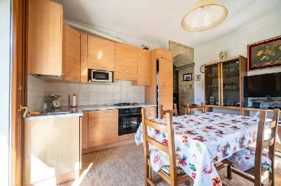 Palazzo/Stabile in vendita a Carenno - foto 6