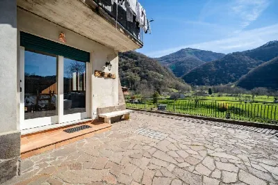 Palazzo/Stabile in vendita a Carenno - foto 9