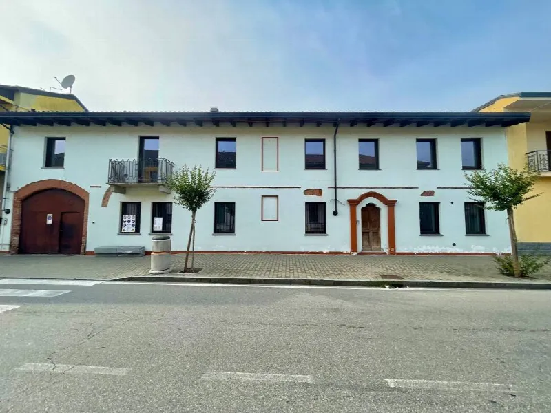 Villa in vendita a Casalvolone - foto 1