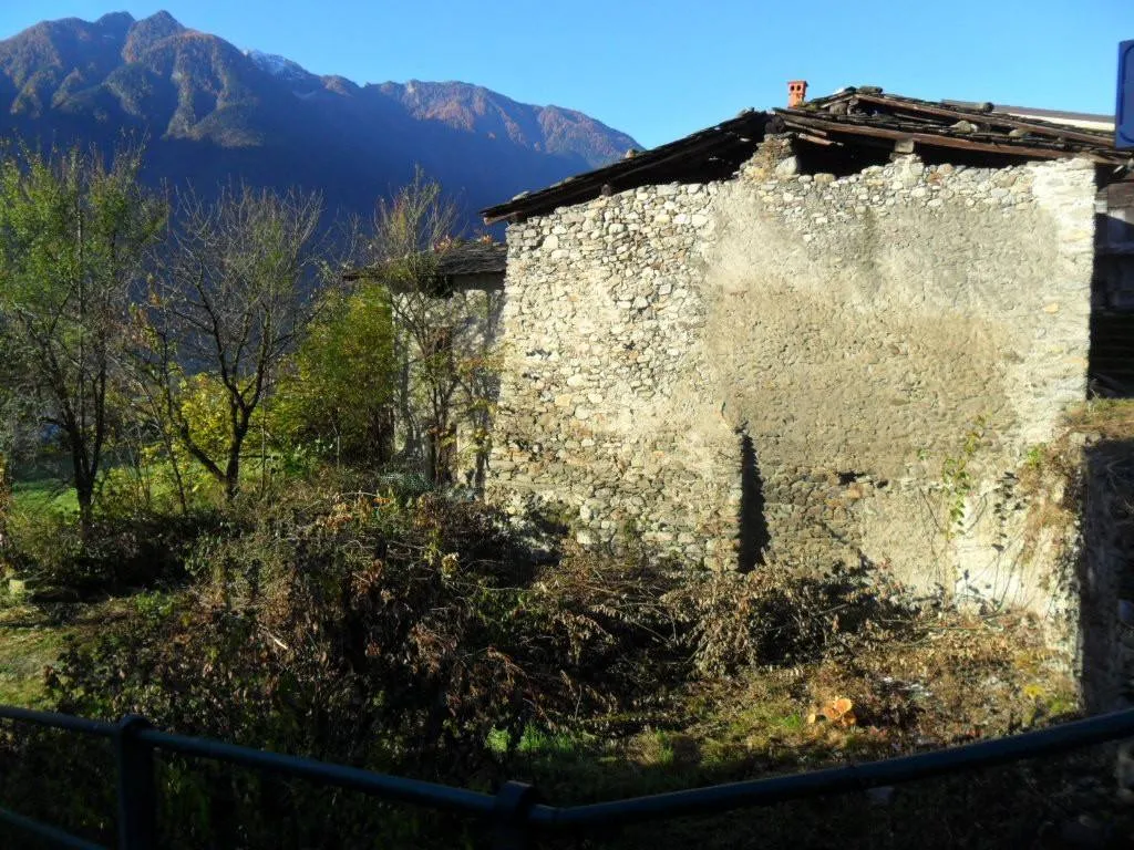 Rustico/Casale in vendita a Postalesio - foto 2