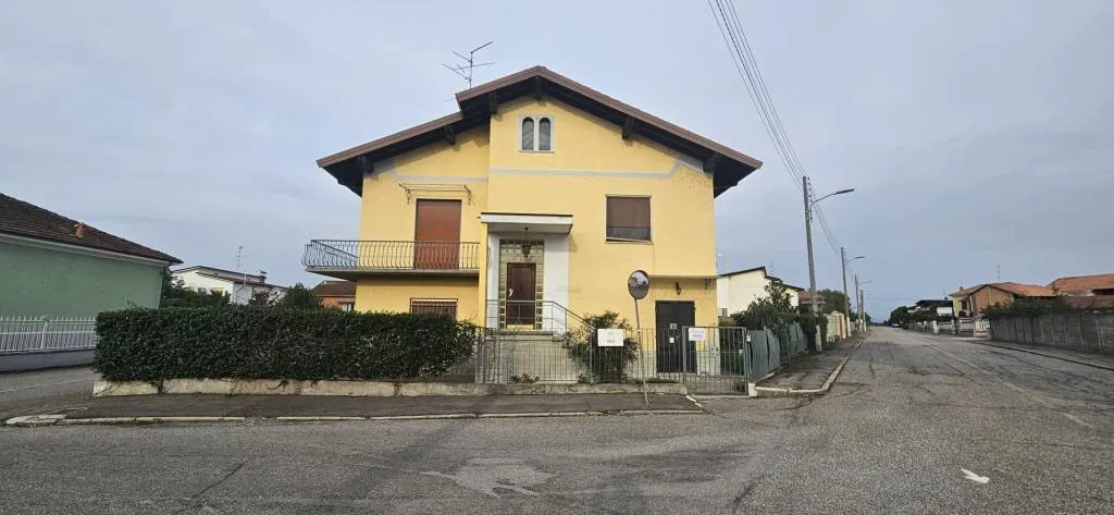 Villa in vendita a Palestro - foto 2