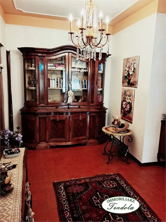 Appartamento in vendita a Carrara, Centro - foto 2